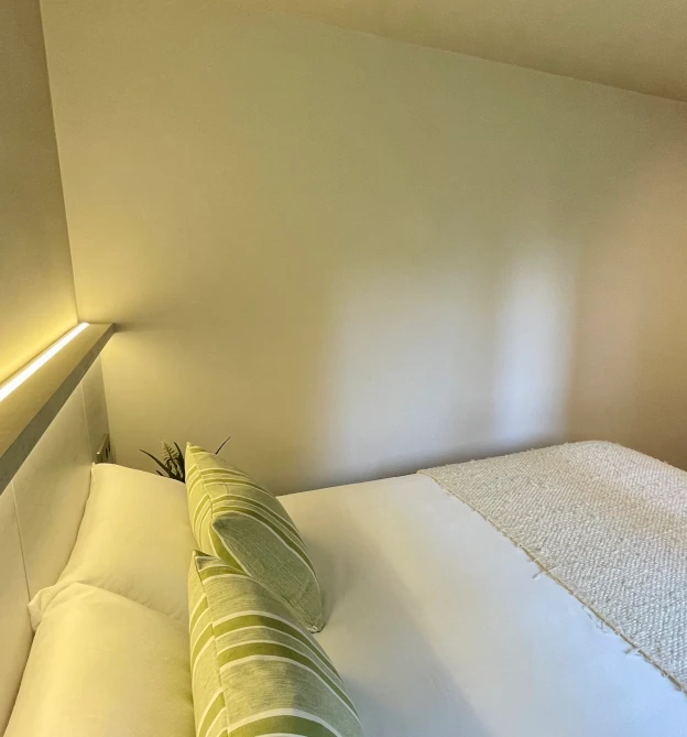 cama apartamento vacaciones sanxenxo 3 dormitorios