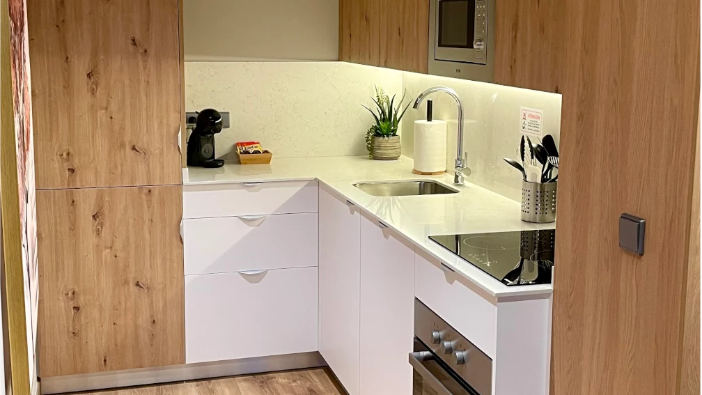 cocina apartamento 3 dorm sanxenxo deluxe 12