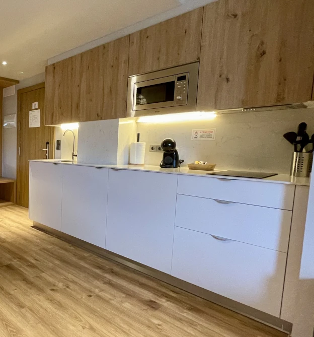 cocina apartamento loft hidromasaje sanxenxo deluxe