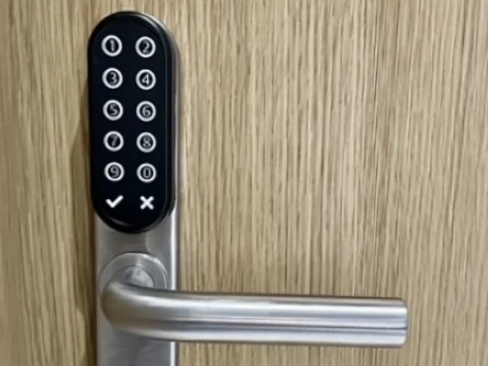 codigo acceso apartamentos edificio sanxenxo deluxe-hor