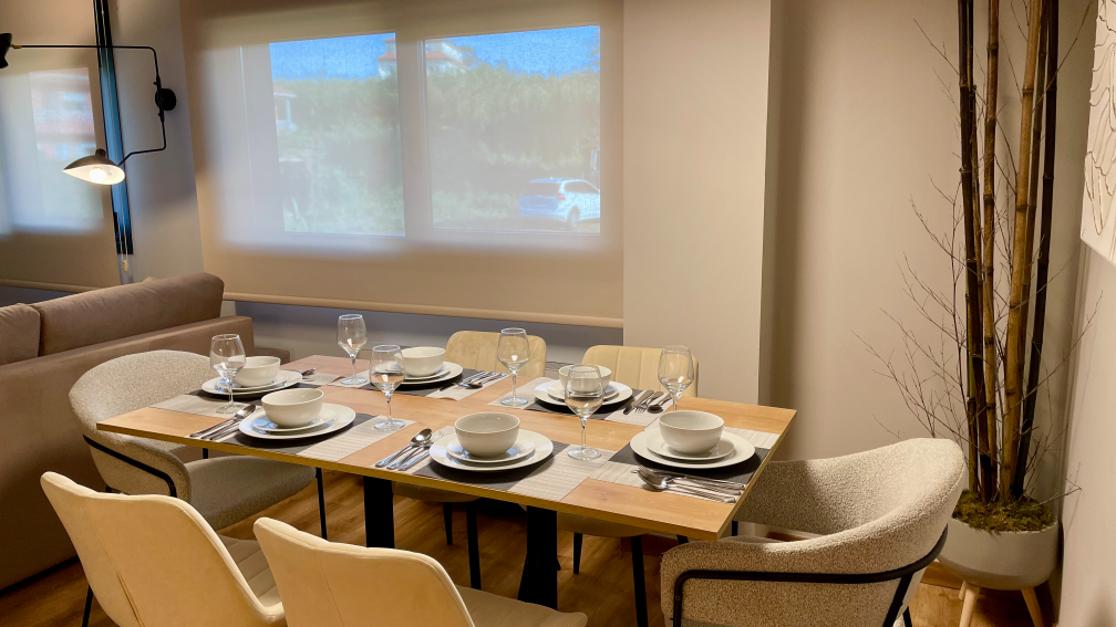 mesa comedor apartamento 2 dorm sanxenxo deluxe 11